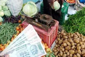 आलू 40 से 50 व प्याज 70 रुपये बिक रहा