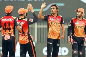 IPL: बेंगलुरु पर शानदार जीत से हैदराबाद की उम्मीदें कायम