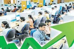 अक्टूबर में सेवा पीएमआई आठ महीने के उच्चतम स्तर पर