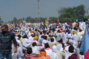 Farmers' Protest: खाद की किल्लत से नाराज किसानों का आक्रोश फिर आया सामने