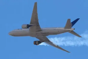 मिस्रएयर ने बोइंग 777-200 विमानों को सेवा से हटाया