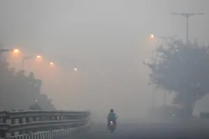 उत्तर भारत में घने कोहरे का अनुमान