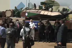 तमिलनाडु: प्रधानमंत्री ने सेना को सौंपा अर्जुन टैंक