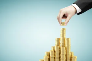 छोटी बचत योजनाओं पर ब्याज दरों में कटौती के फैसले से पलटी सरकार