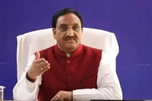 कोरोना संकट: निशंक ने राज्यों के शिक्षा सचिवों से शिक्षा पर की चर्चा