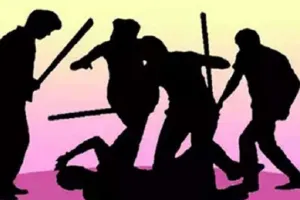 जमीनी विवाद को लेकर युवक की लाठी डंडों से पीट-पीटकर हत्या