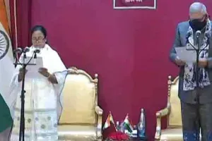 तीसरी बार पश्चिम बंगाल की मुख्यमंत्री बनी ममता बनर्जी