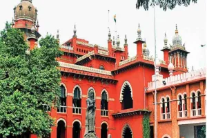 मद्रास उच्च न्यायालय ने खारिज की अभिनेता विजय की याचिका, लगाया एक लाख का जुर्माना