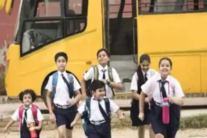 महाराष्ट्र और गुजरात में आज से खुले स्कूल- कॉलेज, अन्य राज्यों में क्या स्थिति जानिए