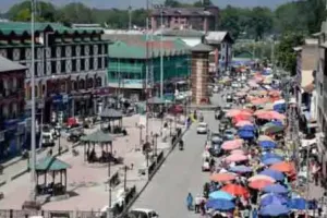 जानें, धारा 370 हटने के बाद जम्मू-कश्मीर की कितनी बदली तस्वीर