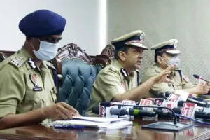 अमृतसर के सीमावर्ती गांव से टिफिन बम बरामद, आतंकी साजिश का पर्दाफाश