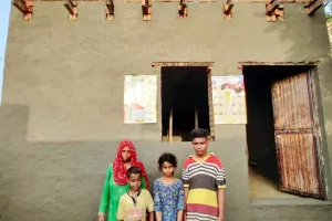 डेरा श्रद्धालुओं ने जरूरतमंद महिला को बनाकर दिया ‘आशियाना’