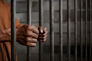 इक्वाडोर की जेल में कैदियों बीच खूनी संघर्ष, 116 की मौत