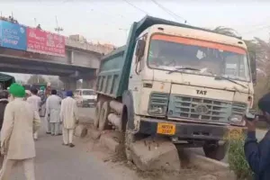 किसान आंदोलन से लौट रही महिलाओं को डंपर ने रौंदा, तीन की दर्दनाक मौत, 2 गंभीर