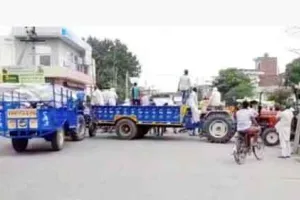 धान खरीद में अव्यवस्था पर फूटा किसानों का गुस्सा, लगाया जाम