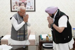 हरियाणा के मुख्यमंत्री मनोहर लाल से मिले कैप्टन अमरिंदर सिंह