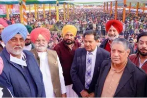 चन्नी का आशावर्करों, मिड डे मील वर्करों के लिए 125 करोड़ रुपए का तोहफा