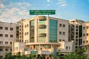 सैफई मेडिकल यूनीवर्सिटी मे आहार घोटाले मे 14 अधिकारी दोषी