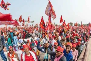 चुनाव आयोग ने पाबंदियां 22 जनवरी तक बढ़ाई, रैली और रोड शो पर रहेगी रोक