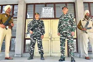 ईवीएम सुरक्षा का नहीं भरोसा, दिन-रात खुद कर रहे ‘आप’ वर्कर निगरानी