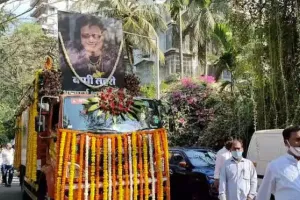 संगीतकार बप्पी लाहिरी पंचतत्व में विलीन