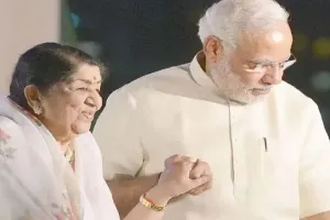 लता दीदी हमें छोडकर चली गई, पीएम जाएंगे मुम्बई, करेंगे लता जी के अंतिम दर्शन