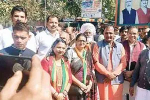 रीट को लेकर सदन से सड़क पर भाजपा का प्रदर्शन