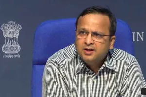 यूक्रेन से लौटे मेडिकल छात्रों के संबंध में उचित निर्णय लेगी सरकार