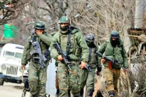 श्रीनगर : ग्रेनेड हमले में दो पुलिसकर्मियों सहित पांच घायल