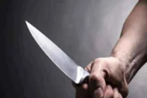 प्रैक्टिल परीक्षा के दौरान सहपाठी ने चाकू से किए ताबड़तोड़ वार