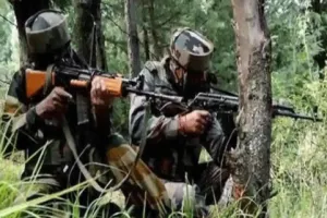 बारामूला में मुठभेड़, तीन सैनिक घायल