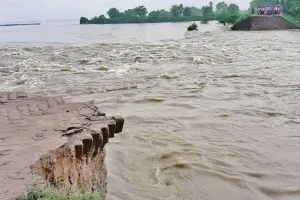 दक्षिण अफ्रीका में बाढ़ से मरने वालों की संख्या बढ़कर हुई 59