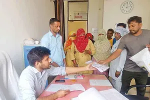 कहा, बार-बार मिल रहे हैं नोटिस, नहीं मिला अभी तक कोई मुआवजा