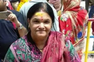 धामी के खिलाफ कांग्रेस ने निर्मला गहतोड़ी को मैदान में उतारा
