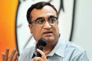 ईडी मीडिया घरानों को चुनिंदा सूचनाएं लीक कर रहा है: कांग्रेस