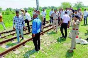 खेदड़ थर्मल पावर प्लांट की रेल लाइन उखाड़ी
