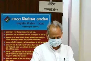 गहलोत ने राष्ट्रपति चुनाव में अपना मत डाला