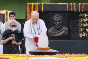 अमित शाह ने अटल बिहारी वाजपेयी को दी श्रद्धांजलि