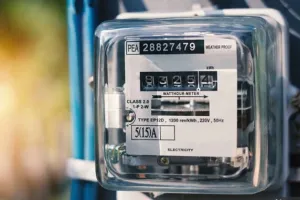 Outstanding Electricity Bill: बिजली बिल नहीं भरने वालों पर निगम का शिकंजा, होगी बड़ी कार्रवाई