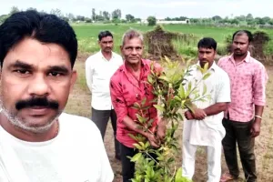 पौधरोपण कर मनाई पावन अवतार माह की खुशियां