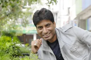 राजु श्रीवास्तव वेंटिलेटर पर, दो दिन से बेहोश है कॉमेडियन, जानें अपडेट