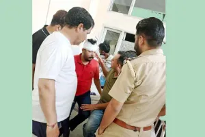 दुकानदार पर हमला, लूटने का प्रयास, किया घायल