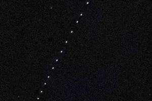 फतेहाबाद के आसमान में दिखी ट्रेन जैसी रहस्मयी रोशनी