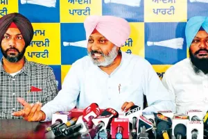 Operation Lotus : ‘आप’ सरकार को गिराना चाह रही ‘भाजपा’