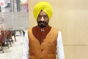पंजाब में आप विधायक के पिता ने निगला जहर,  डीएमसी में दाखिल