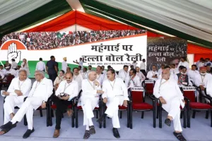Congress Rally : नफरत और डर पैदा कर रही है मोदी सरकार: राहुल