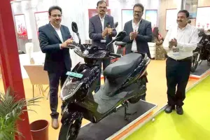 ईवीट्रिक मोटर्स ने लॉन्च किए दो इलेक्ट्रिक स्कूटर, जानें, खासियतें