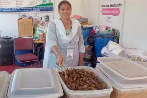 खूब पसंद किया जा रहा मंजीत कौर के हाथों से बना मुरब्बा व अचार
