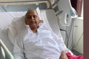 मेदांता में भर्ती रातभर डायलिसिस बाद भी मुलायम सिंह की हालत में सुधार नहीं