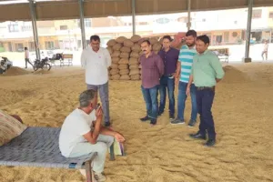 किसानों ने एमएसपी पर नहीं बेची धान, राह देखते रहे एफसीआई अधिकारी